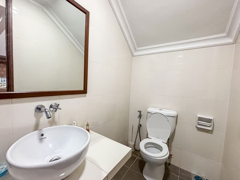 Rumah Berkembar untuk Dijual di Mutiara Damansara (Selangor) - Vincent Liaw - Bathroom - PropertyGuru.com.my