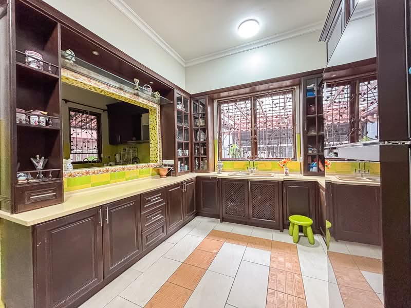 Rumah Berkembar untuk Dijual di Mutiara Damansara (Selangor) - Vincent Liaw - Kitchen - PropertyGuru.com.my