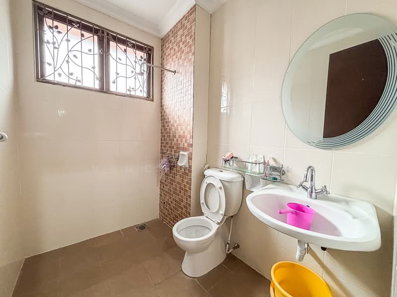 Rumah Berkembar untuk Dijual di Mutiara Damansara (Selangor) - Vincent Liaw - Bathroom - PropertyGuru.com.my