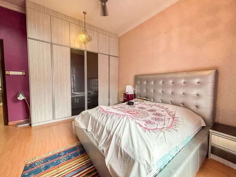 Rumah Berkembar untuk Dijual di Mutiara Damansara (Selangor) - Vincent Liaw - Bedroom - PropertyGuru.com.my