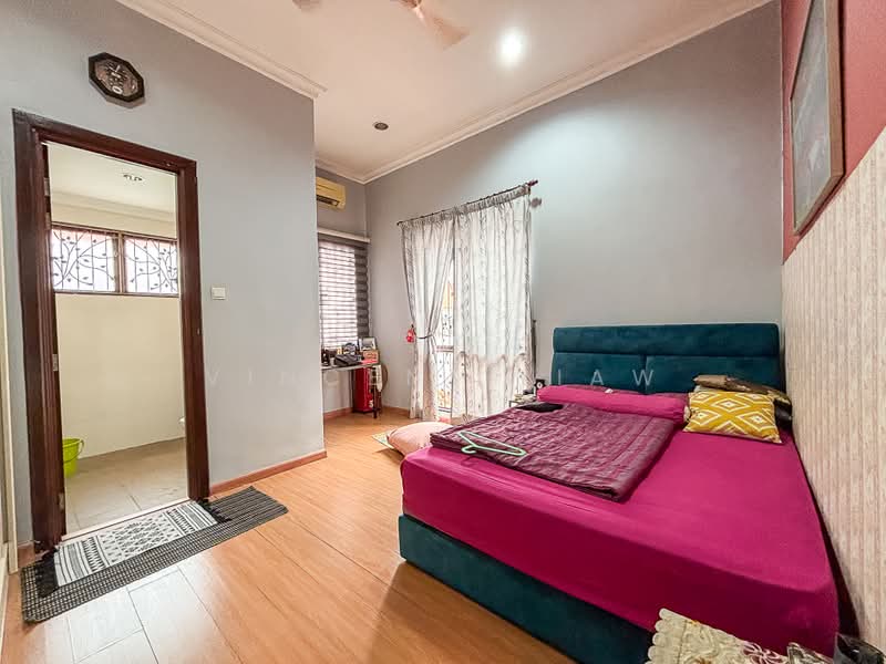 Rumah Berkembar untuk Dijual di Mutiara Damansara (Selangor) - Vincent Liaw - Bedroom - PropertyGuru.com.my