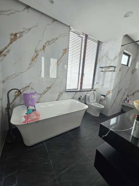 Semi-Detached House for Sale in Taman Prima Impian (Segambut) - Jasemin Chia - Bathroom - PropertyGuru.com.my