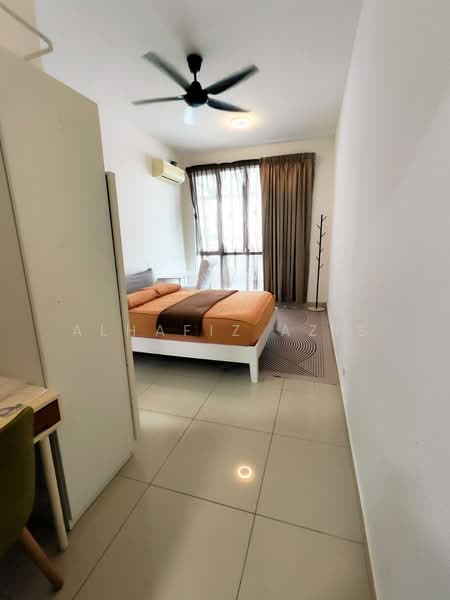 Service Residence for Sale at Meridin Bayvue @ Sierra Perdana - ALHAFIZ AZIS - Bedroom - PropertyGuru.com.my