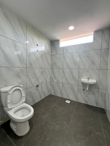 2-storey Terraced House for Sale in Kulai (Johor) - Desmond Lim - Bathroom - PropertyGuru.com.my