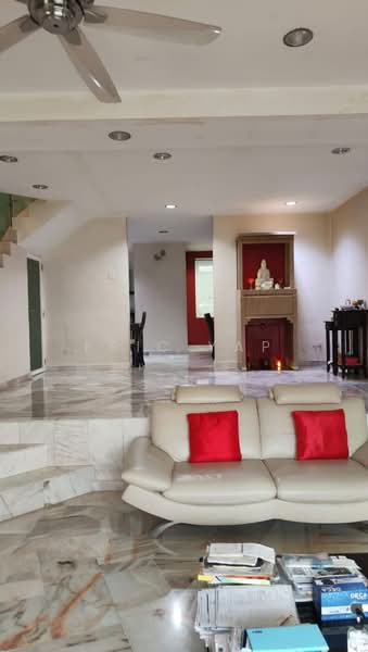 Rumah Teres untuk Dijual di Bandar Sungai Long (Selangor) - Eric Yap - Living Room - PropertyGuru.com.my