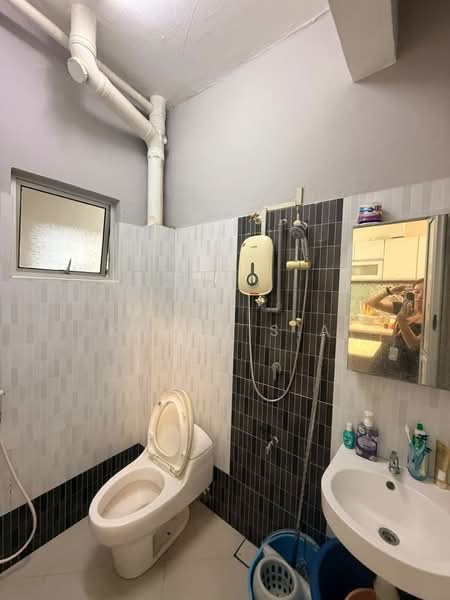 Rumah Teres 2 Tingkat untuk Dijual di Bandar Mahkota Cheras (Cheras) - KAREN SIA - Bathroom - PropertyGuru.com.my