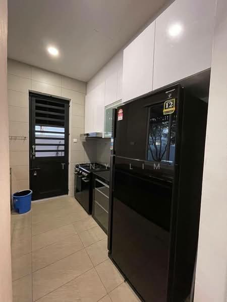 Bungalow for Sale in Senibong (Permas Jaya) - Tony Lim - Kitchen - PropertyGuru.com.my