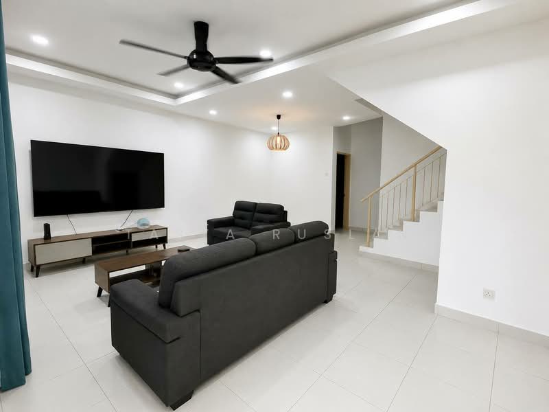 Rumah Teres 2-Tingkat untuk Dijual di Taman Pelangi Semenyih 2 (Semenyih) - Tasya Ruslan - PropertyGuru.com.my
