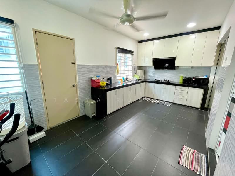 Rumah Teres 2-Tingkat untuk Dijual di Taman Pelangi Semenyih 2 (Semenyih) - Tasya Ruslan - PropertyGuru.com.my
