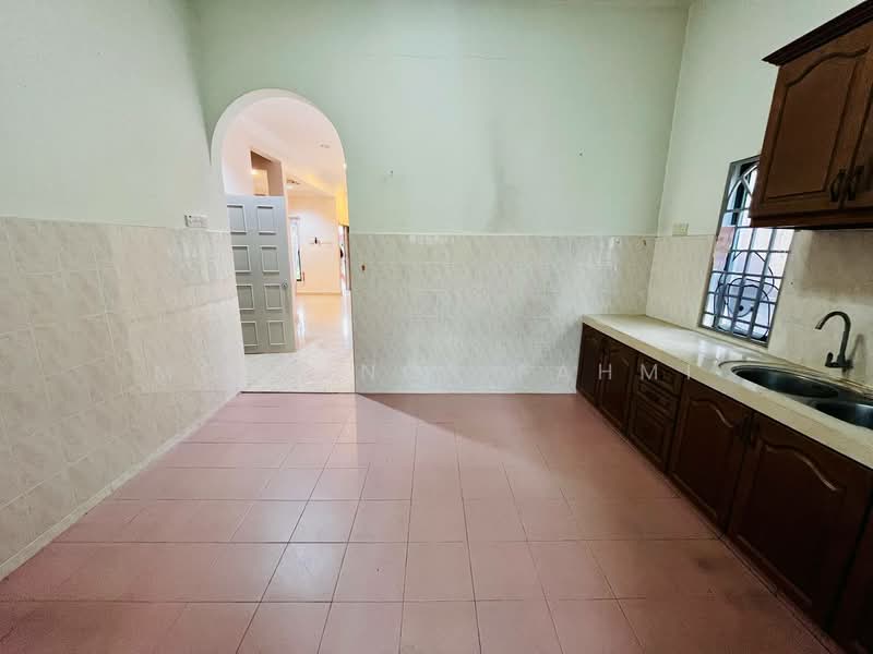 Semi-Detached House for Sale in Ampang (Selangor) - Mohd Nor Fahmi - PropertyGuru.com.my