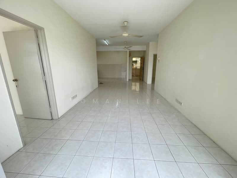 Kondominium untuk Disewa di Platinum Hill PV 5 - Roman Lee - Living Room - PropertyGuru.com.my