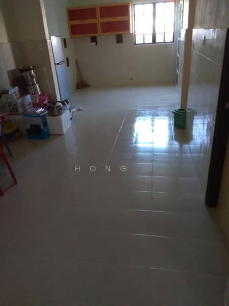 Rumah Berkembar untuk Dijual di Taman Seri Indah (Batu Maung) - Hong . - Kitchen - PropertyGuru.com.my