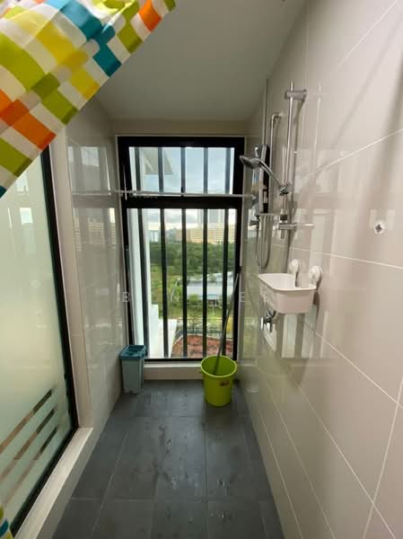 Service Residence for Rent at Southkey Mosaic - Ben Lee - Bathroom - PropertyGuru.com.my