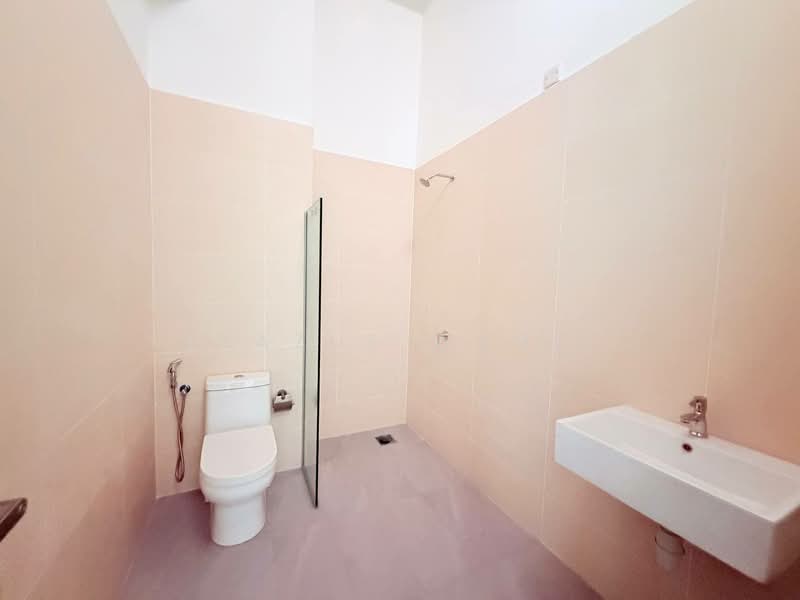 Rumah Teres untuk Dijual di Cyberjaya (Selangor) - Syazue Wanie - Bathroom - PropertyGuru.com.my