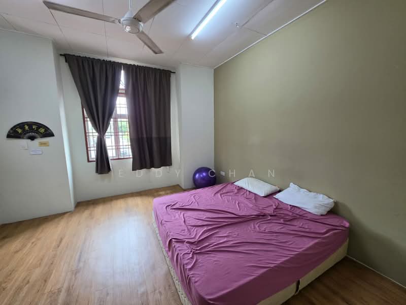 Terraced House for Sale in Taman Desa Tebrau (Tebrau) - Eddy Chan - Bedroom - PropertyGuru.com.my