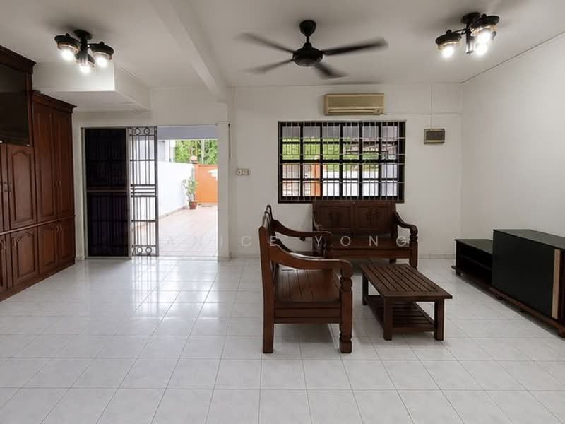 2-storey Terraced House for Sale in Taman Putri Kulai (Kulai) - Janice Yong - Living Room - PropertyGuru.com.my