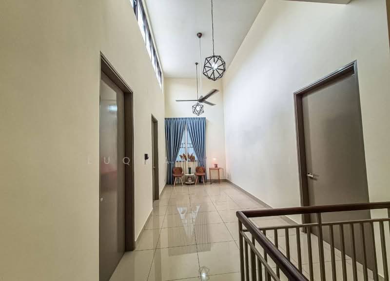 Rumah Bandar untuk Dijual di Bandar Puteri Bangi (Bangi) - Luqman Ramli - Corridor - PropertyGuru.com.my