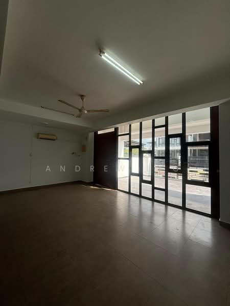 2-storey Terraced House for Sale in Bandar Pulai Jaya (Kulai) - Andrew Teo - Living Room - PropertyGuru.com.my