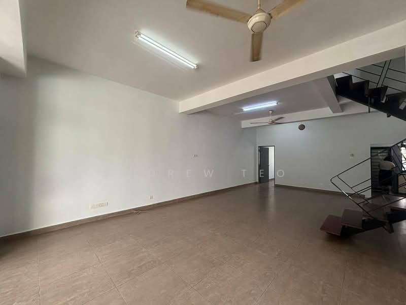 2-storey Terraced House for Sale in Bandar Pulai Jaya (Kulai) - Andrew Teo - Living Room - PropertyGuru.com.my