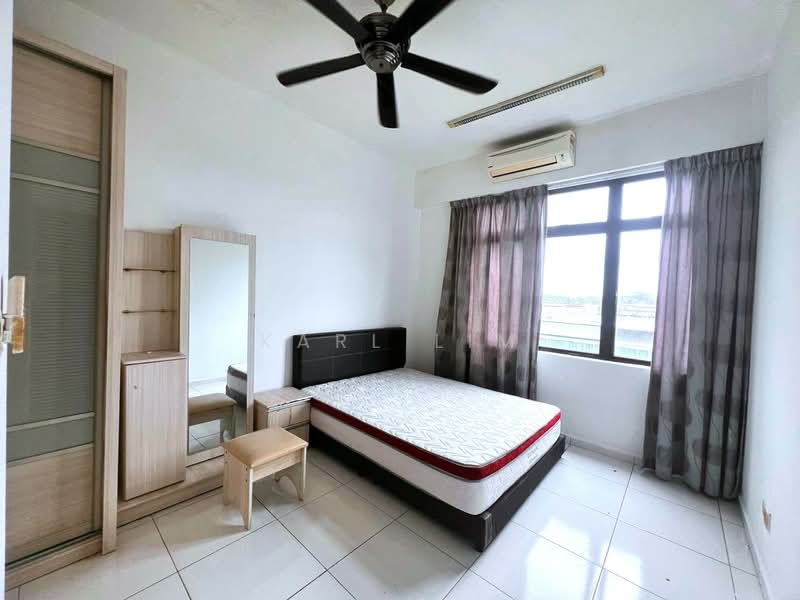 Service Residence for Sale at Sky Gardens Residences - Karl Lim - Bedroom - PropertyGuru.com.my