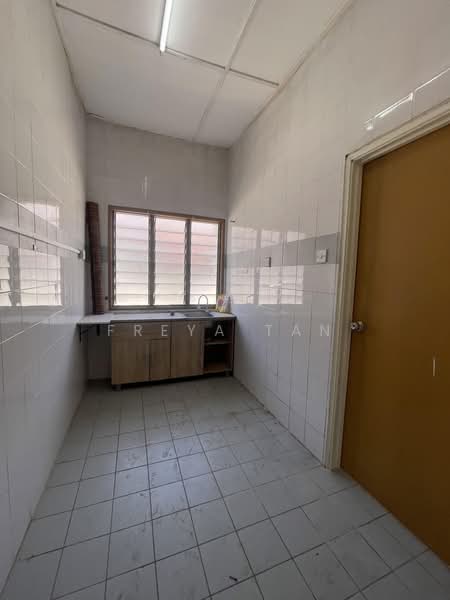 Townhouse for Sale in Seksyen U10 (Shah Alam) - Freya Tan - PropertyGuru.com.my