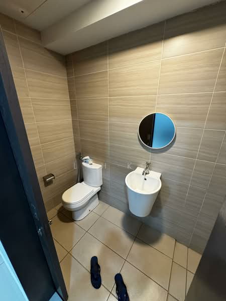 Pejabat untuk Disewa di Kampung Berembang (Ampang) - Loh KC - Bathroom - PropertyGuru.com.my