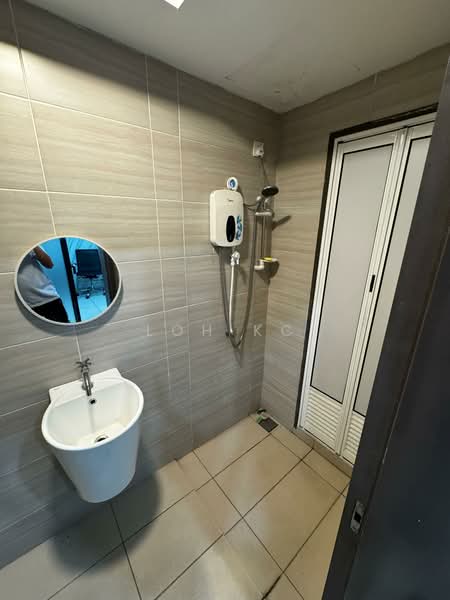 Pejabat untuk Disewa di Kampung Berembang (Ampang) - Loh KC - Bathroom - PropertyGuru.com.my