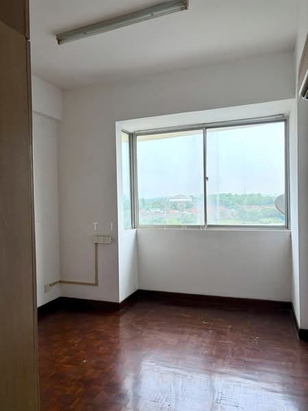 Kondominium untuk Disewa di Country Tower Condominium - Tim Tan - PropertyGuru.com.my