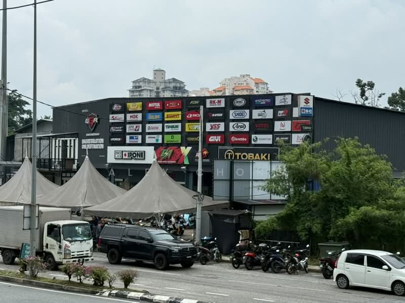 Retail Space for Rent in Taman Tun Dr Ismail (Kuala Lumpur) - Alex Chong - Exterior - PropertyGuru.com.my