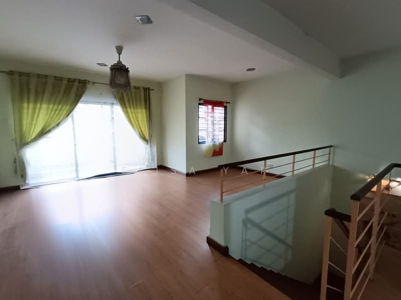 3-storey Terraced House for Sale in Kepong (Kuala Lumpur) - Elisa Yap - Living Room - PropertyGuru.com.my
