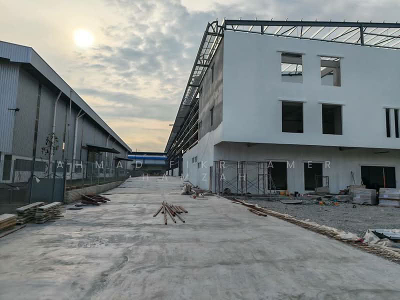 Kilang untuk Dijual di Pulau Indah (Klang) - Ahmad Fikri Amer Hamzah - Exterior - PropertyGuru.com.my