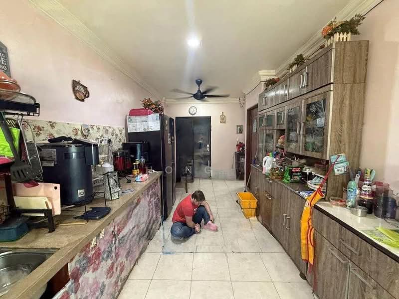 Rumah Teres 1 Tingkat untuk Dijual di Bayan Baru (Penang) - Hong . - Kitchen - PropertyGuru.com.my