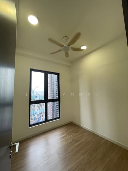 Servis Apartment untuk Disewa di Sunway Velocity TWO - Lee Hannah - Bedroom - PropertyGuru.com.my
