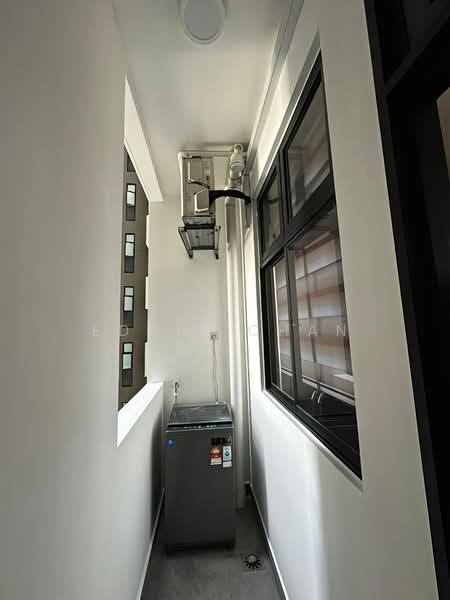 Servis Apartment untuk Disewa di Twin Tower Residence - Eddie Chan - Balcony - PropertyGuru.com.my