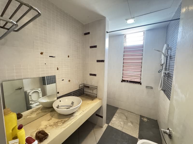 Rumah Teres 2.5 Tingkat untuk Dijual di Laman Rimbunan (Kepong) - Lewis Tam - Bathroom - PropertyGuru.com.my
