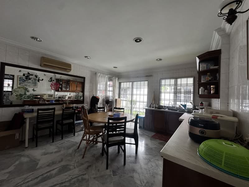 Rumah Teres 2 Tingkat untuk Dijual di Usj 17 (Subang Jaya) - Jeslyn Chua - Kitchen - PropertyGuru.com.my