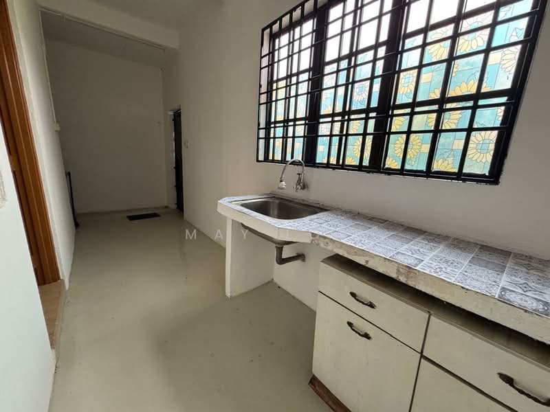 2.5-storey Terraced House for Sale in Panorama Lapangan Perdana (Ipoh) - May Loo - Kitchen - PropertyGuru.com.my