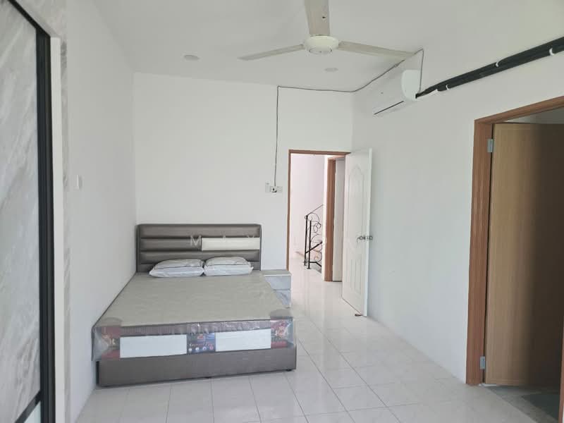 2.5-storey Terraced House for Sale in Panorama Lapangan Perdana (Ipoh) - May Loo - Bedroom - PropertyGuru.com.my