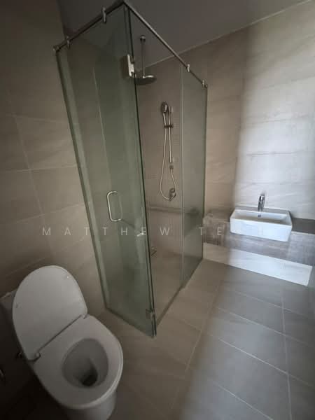 Service Residence for Sale at Edelweiss @ Tropicana Gardens - Matthew Teoh - Bathroom - PropertyGuru.com.my