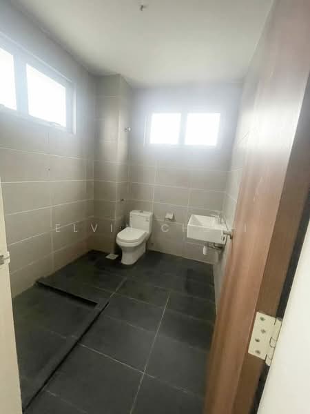Rumah Berkembar untuk Dijual di Kajang (Selangor) - Elvin Chooi - Bathroom - PropertyGuru.com.my