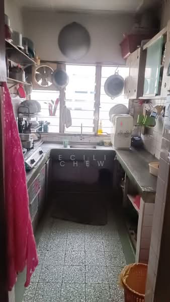 Shop for Sale in Taman United (Jalan Klang Lama (Old Klang Road)) - Cecilia Chew - PropertyGuru.com.my