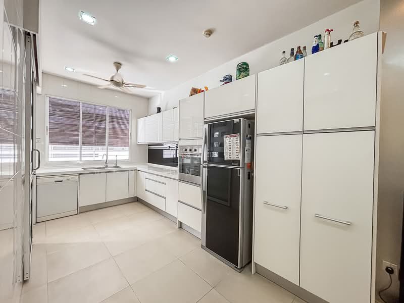 2-storey Terraced House for Sale in Mutiara Damansara (Selangor) - Vincent Liaw - Kitchen - PropertyGuru.com.my