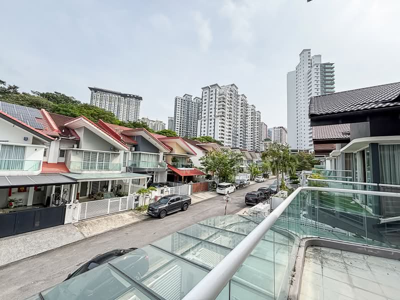 2-storey Terraced House for Sale in Mutiara Damansara (Selangor) - Vincent Liaw - Exterior - PropertyGuru.com.my
