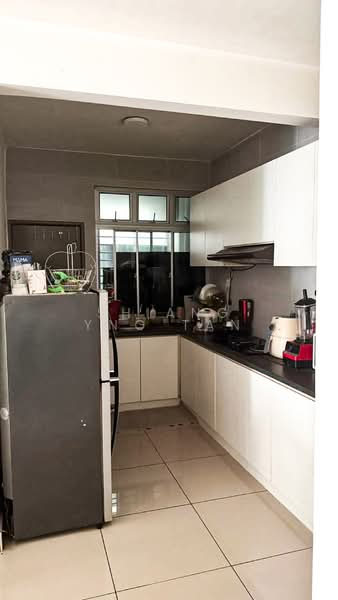 Pangsapuri untuk Dijual di Larkin Heights - Shiang Yng Tan - Kitchen - PropertyGuru.com.my