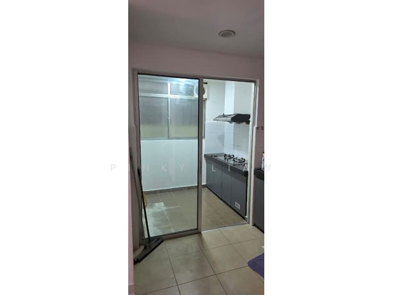 Apartment for Rent at Trifolis - Pinky Liaw - Kitchen - PropertyGuru.com.my