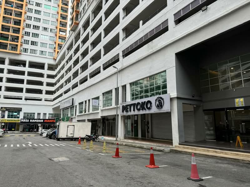 Shop for Rent in Taman Overseas Union (Taman Oug) (Jalan Klang Lama (Old Klang Road)) - Erica Law - Exterior - PropertyGuru.com.my