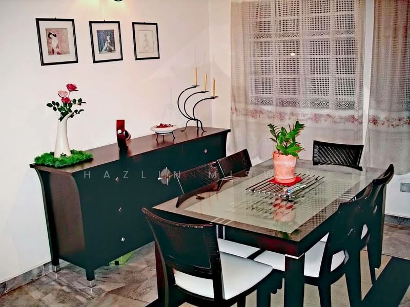2-storey Terraced House for Sale in Bandar Kinrara (Selangor) - Hazlin Miswan - Dining Room - PropertyGuru.com.my