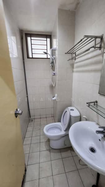 Servis Apartment untuk Disewa di Serviced Residence @ Casa Tiara - Zeyang Ng - Bathroom - PropertyGuru.com.my