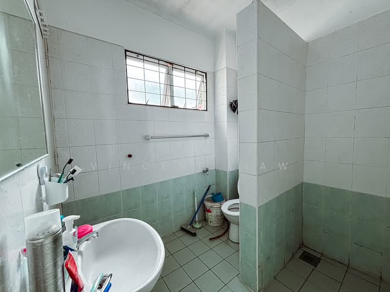 2-storey Terraced House for Sale in Mutiara Damansara (Selangor) - Vincent Liaw - Bathroom - PropertyGuru.com.my