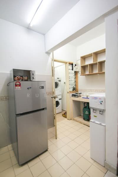 Kondominium untuk Dijual di Pelangi Damansara - Ruby Lim - Kitchen - PropertyGuru.com.my